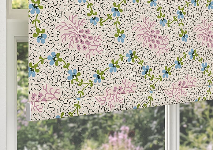 Land & Shore Lorie (Blackout), Multi - Twist&Fit Roller Blind - Image 4